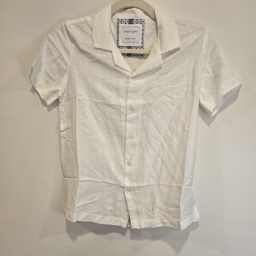 Denim & Flower White Short Sleeve Button Down Size 9-10 Nwt